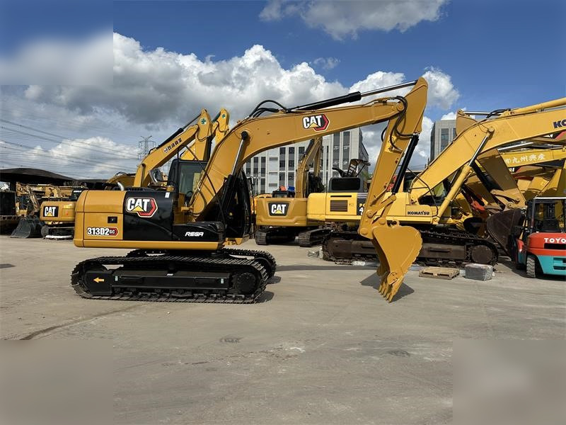 CATERPILLAR 313D2 - Kettenbagger: das Bild 1 CATERPILLAR 313D2 - Kettenbagger: das Bild 1