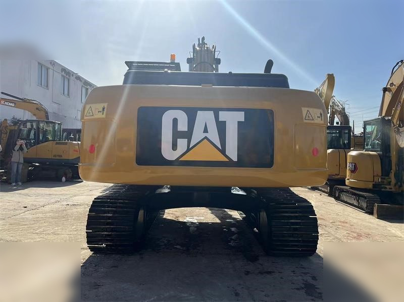 CATERPILLAR 324DL - Kettenbagger: das Bild 5 CATERPILLAR 324DL - Kettenbagger: das Bild 5