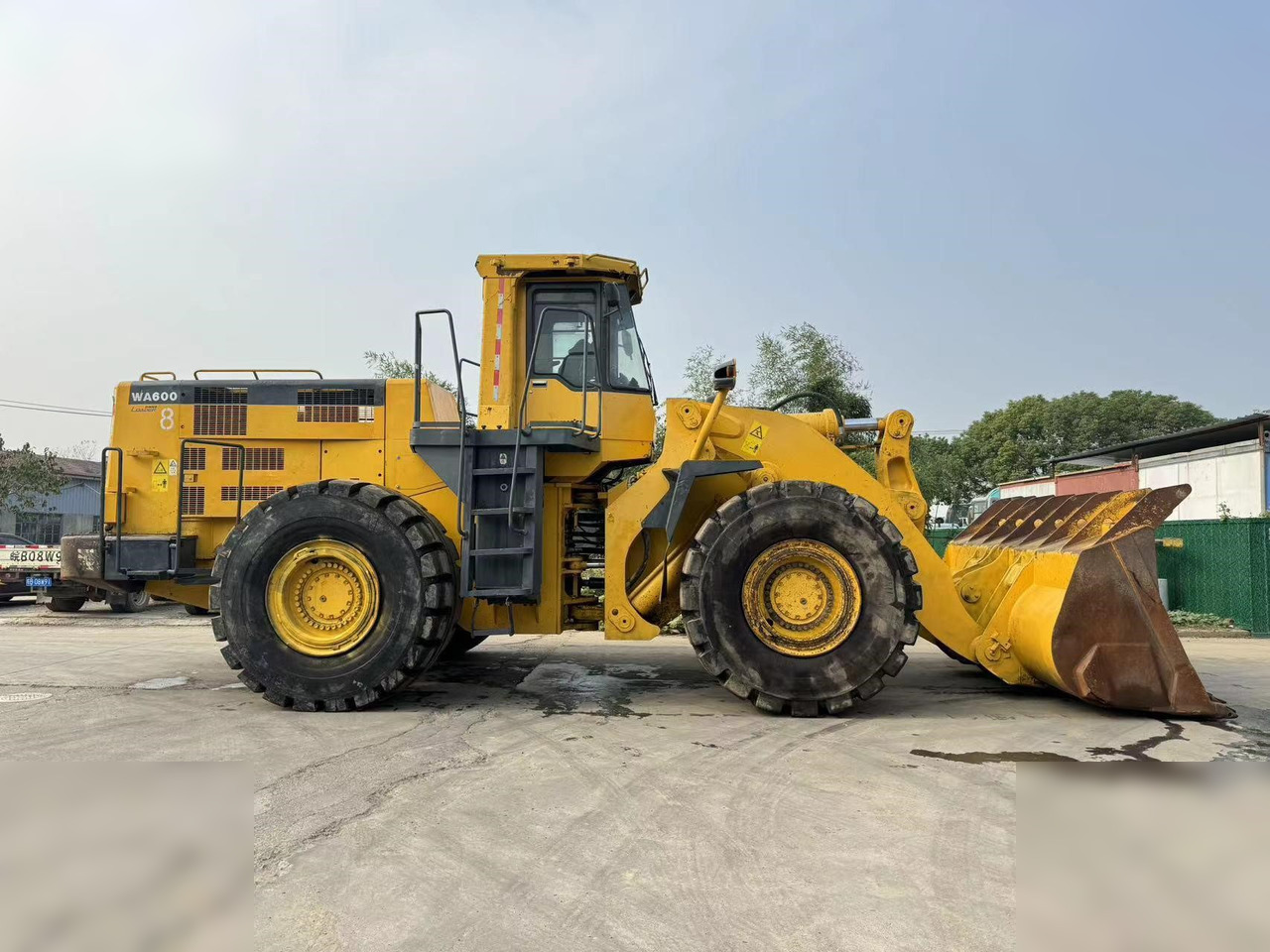 KOMATSU WA600-3 - Radlader: das Bild 2 KOMATSU WA600-3 - Radlader: das Bild 2