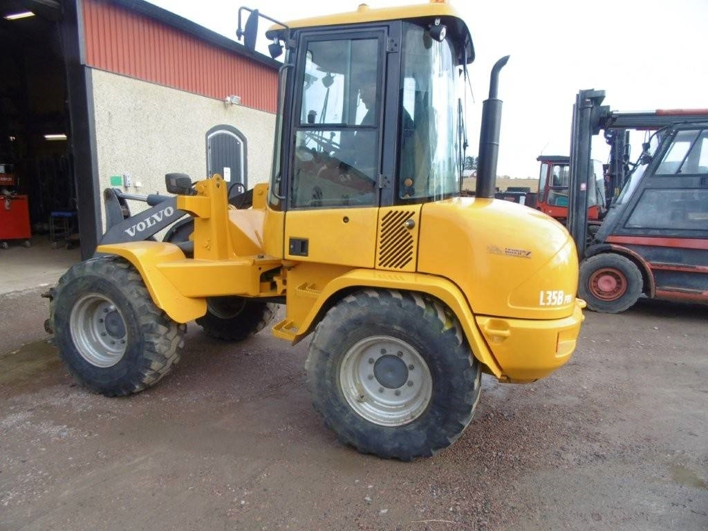 Volvo L 35 - Radlader: das Bild 4 Volvo L 35 - Radlader: das Bild 4