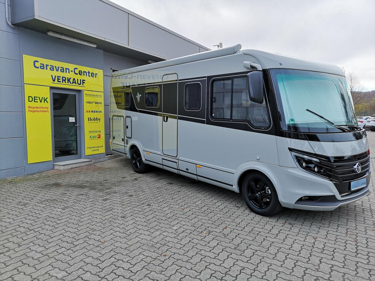 Niesmann + Bischoff iSmove 6.9 E 132 kW+AHK+SOLAR+ALDE+KLIMA+NAVI - Integriertes Wohnmobil: das Bild 3 Niesmann + Bischoff iSmove 6.9 E 132 kW+AHK+SOLAR+ALDE+KLIMA+NAVI - Integriertes Wohnmobil: das Bild 3