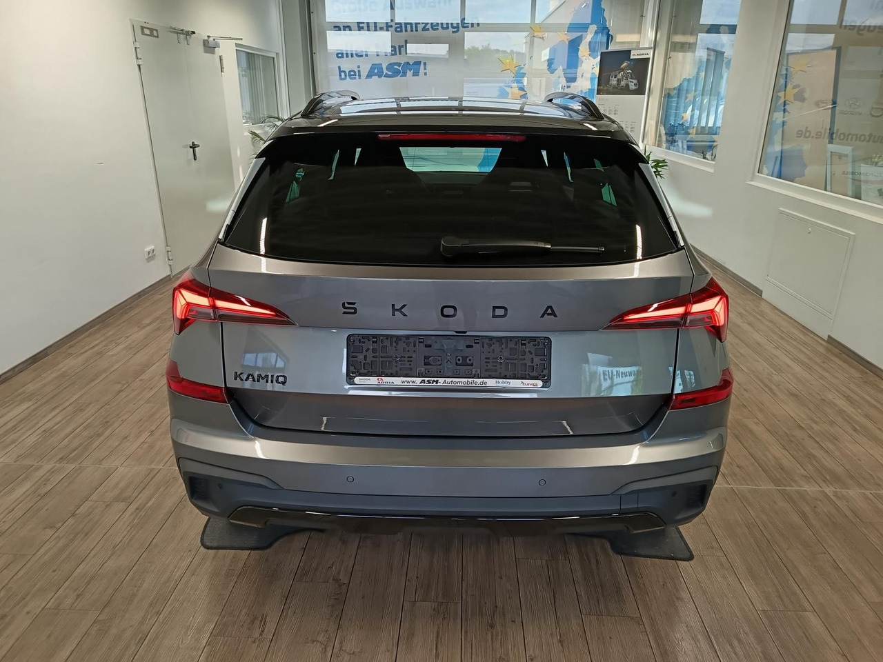 Skoda Kamiq Monte Carlo 1,5 TSI DSG*AHK*PANO*LED*ACC* - SUV/ Geländewagen: das Bild 5 Skoda Kamiq Monte Carlo 1,5 TSI DSG*AHK*PANO*LED*ACC* - SUV/ Geländewagen: das Bild 5