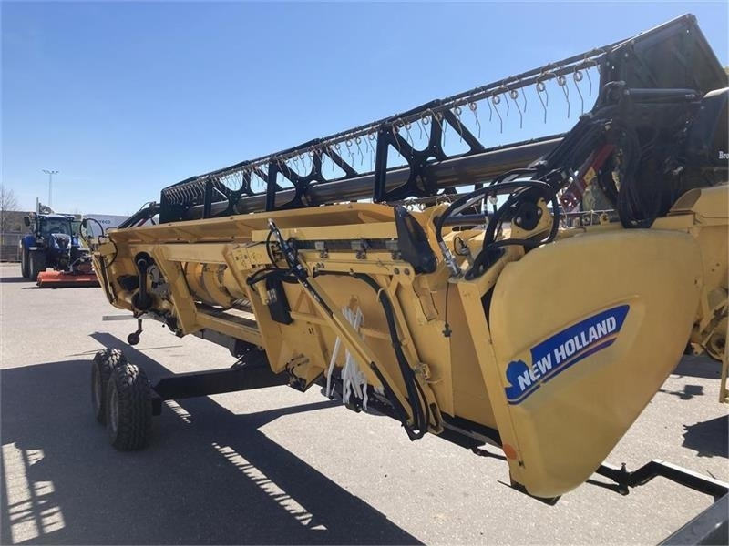 New Holland CX 8.70 SLH - Mähdrescher: das Bild 5 New Holland CX 8.70 SLH - Mähdrescher: das Bild 5