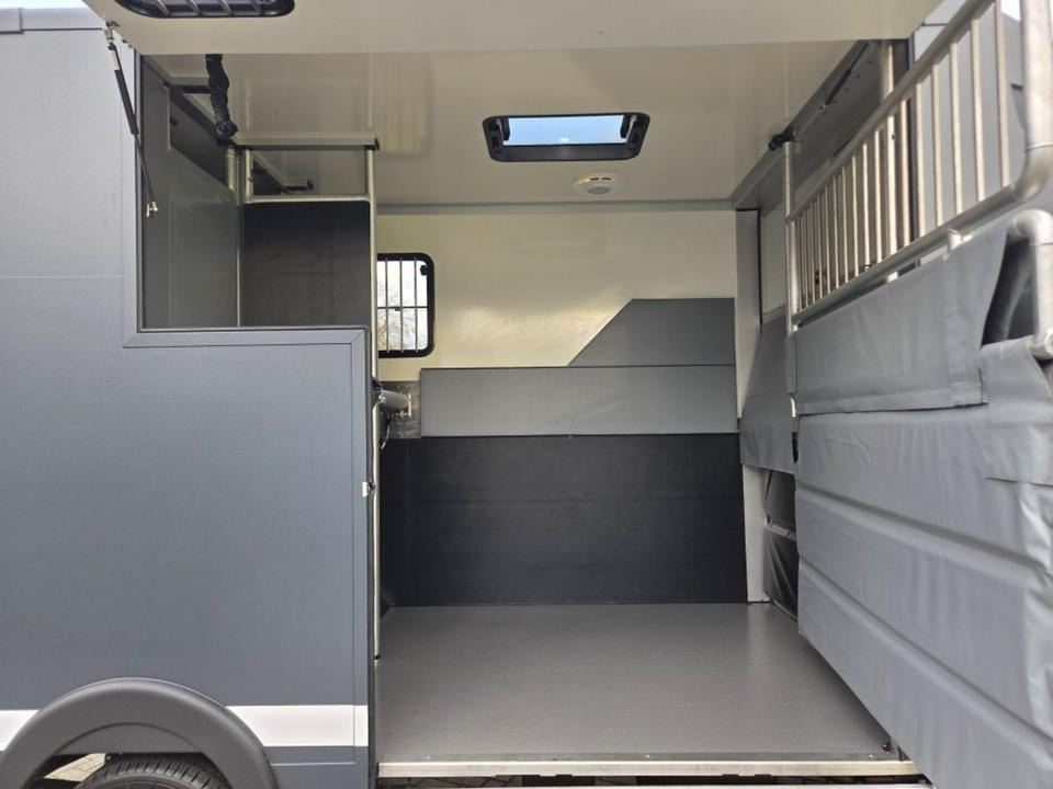 Pferdetransporter MSG Stablehopper Pferdetransporter Pferdeanhänger Böckmann: das Bild 7