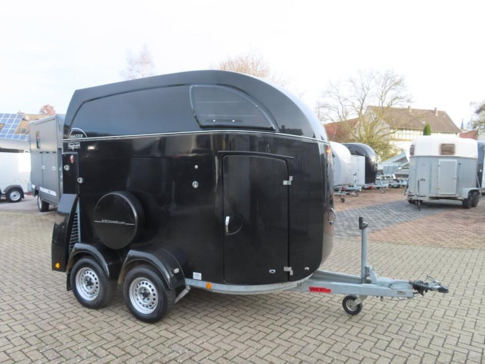 Pferdeanhänger Böckmann Master, Aluboden Sattelkammer 100 Km/h - Pferdeanhänger: das Bild 3 Pferdeanhänger Böckmann Master, Aluboden Sattelkammer 100 Km/h - Pferdeanhänger: das Bild 3