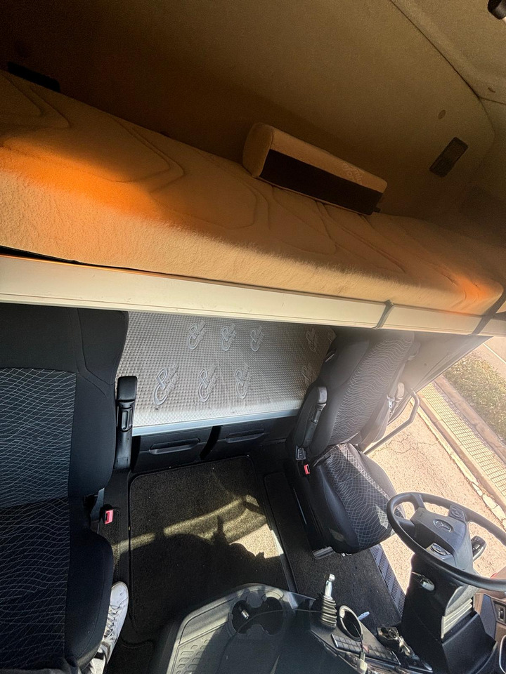 Autotransporter LKW MERCEDES-BENZ ACTROS 450: das Bild 17 Autotransporter LKW MERCEDES-BENZ ACTROS 450: das Bild 17