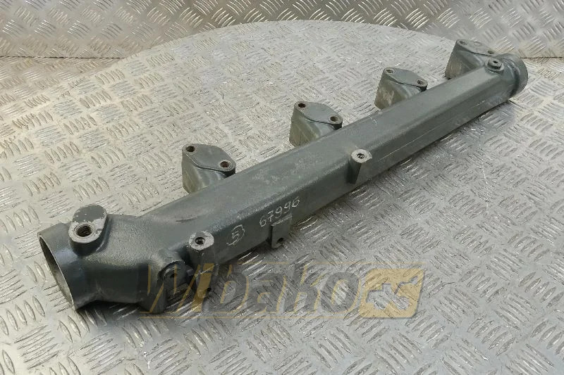 Liebherr 9269799 - Ansaugkrümmer für Baumaschine: das Bild 1 Liebherr 9269799 - Ansaugkrümmer für Baumaschine: das Bild 1