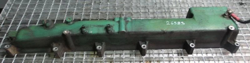 Volvo D12C 11030341 - Ansaugkrümmer für Baumaschine: das Bild 1 Volvo D12C 11030341 - Ansaugkrümmer für Baumaschine: das Bild 1