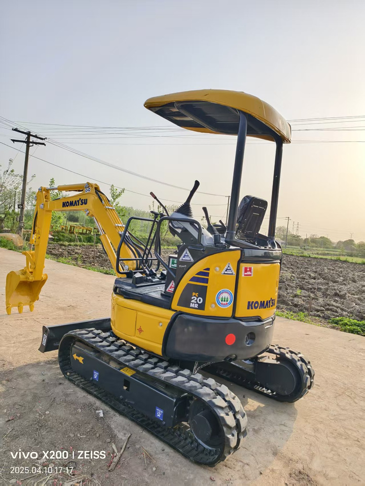 KOMATSU 20MR - Minibagger: das Bild 5 KOMATSU 20MR - Minibagger: das Bild 5