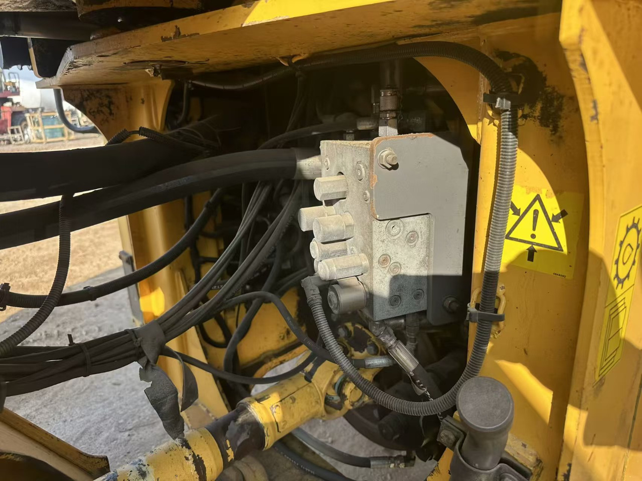 VOLVO 105L - Radlader: das Bild 5 VOLVO 105L - Radlader: das Bild 5