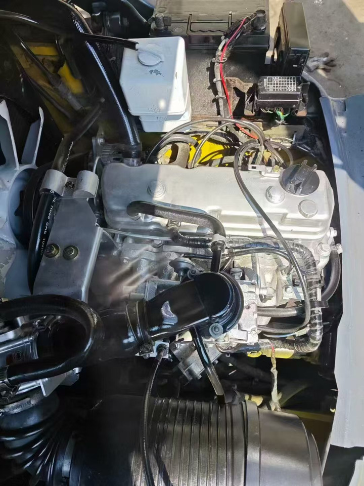 Komatsu FD50 - Dieselstapler: das Bild 5 Komatsu FD50 - Dieselstapler: das Bild 5