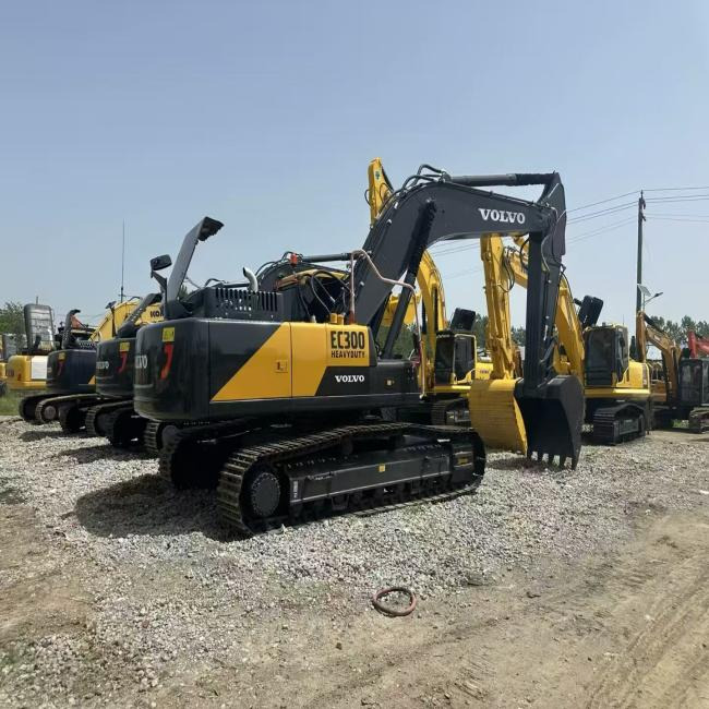 Volvo EC300 - Kettenbagger: das Bild 2 Volvo EC300 - Kettenbagger: das Bild 2