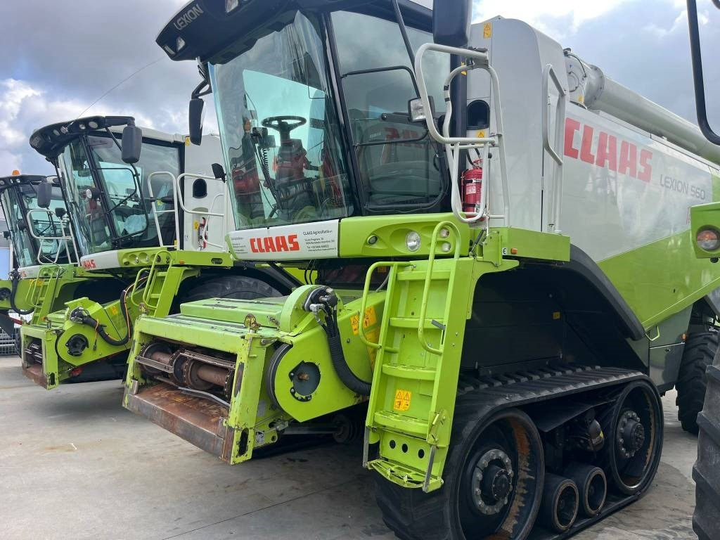 Claas Lexion 560 TT - Mähdrescher: das Bild 5 Claas Lexion 560 TT - Mähdrescher: das Bild 5