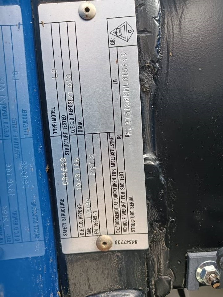 New Holland T 5.120 - Traktor: das Bild 4 New Holland T 5.120 - Traktor: das Bild 4