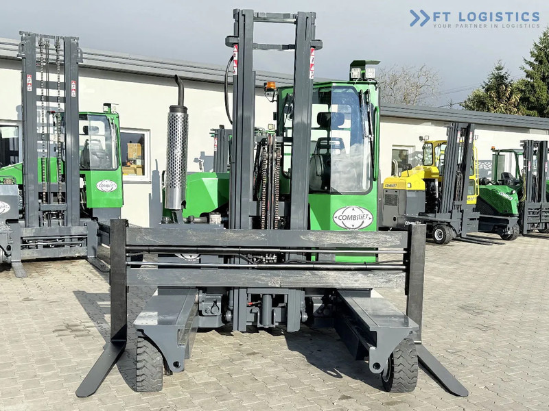 Combilift C3000 / DIESEL / DUPLEX 4200MM / FREE LIFT / WIDE FORK POSITIONER / FULL CABIN / EXCELLENT CONDITION / Wide range of four-way an - Vierwegstapler: das Bild 4 Combilift C3000 / DIESEL / DUPLEX 4200MM / FREE LIFT / WIDE FORK POSITIONER / FULL CABIN / EXCELLENT CONDITION / Wide range of four-way an - Vierwegstapler: das Bild 4