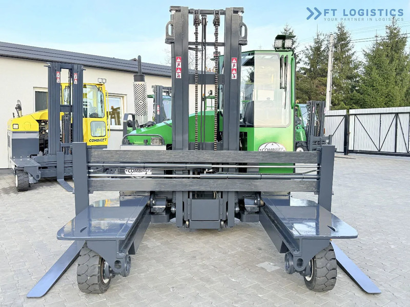 Combilift C4500 / DIESEL / DUPLEX 4000MM / WIDE FORK POSITIONER / HEATING / FULL CABIN / EXCELLENT CONDITION / A wide range of four-way an - Vierwegstapler: das Bild 5 Combilift C4500 / DIESEL / DUPLEX 4000MM / WIDE FORK POSITIONER / HEATING / FULL CABIN / EXCELLENT CONDITION / A wide range of four-way an - Vierwegstapler: das Bild 5