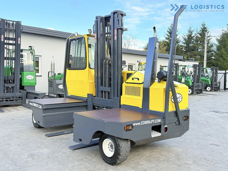 Combilift C5000SR / DIESEL / TRIPLEX MAST – 6100 MM / FORK POSITIONER / FULL CABIN C5000SR / DIESEL / TRIPLEX MAST – 6100 MM / FORK POSITI - Seitenstapler: das Bild 3 Combilift C5000SR / DIESEL / TRIPLEX MAST – 6100 MM / FORK POSITIONER / FULL CABIN C5000SR / DIESEL / TRIPLEX MAST – 6100 MM / FORK POSITI - Seitenstapler: das Bild 3