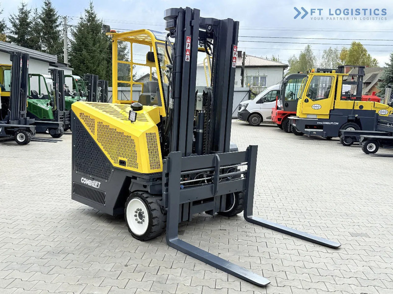 Combilift CB4000 / GAS / TRIPLEX 5200MM / FREE LIFT / FORK POSITIONER / SIDE SHIFT / EXCELLENT CONDITION / Wide range of four-way and side - Vierwegstapler: das Bild 5 Combilift CB4000 / GAS / TRIPLEX 5200MM / FREE LIFT / FORK POSITIONER / SIDE SHIFT / EXCELLENT CONDITION / Wide range of four-way and side - Vierwegstapler: das Bild 5