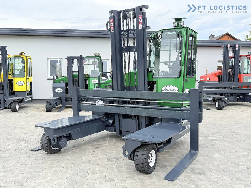 Combilift Combilift C4500 / DIESEL / DUPLEX 4000MM / WIDE FORK POSITIONER / HEATING / FULL CABIN / PERFECT CONDITION / Wide range of four- - Vierwegstapler: das Bild 4 Combilift Combilift C4500 / DIESEL / DUPLEX 4000MM / WIDE FORK POSITIONER / HEATING / FULL CABIN / PERFECT CONDITION / Wide range of four- - Vierwegstapler: das Bild 4