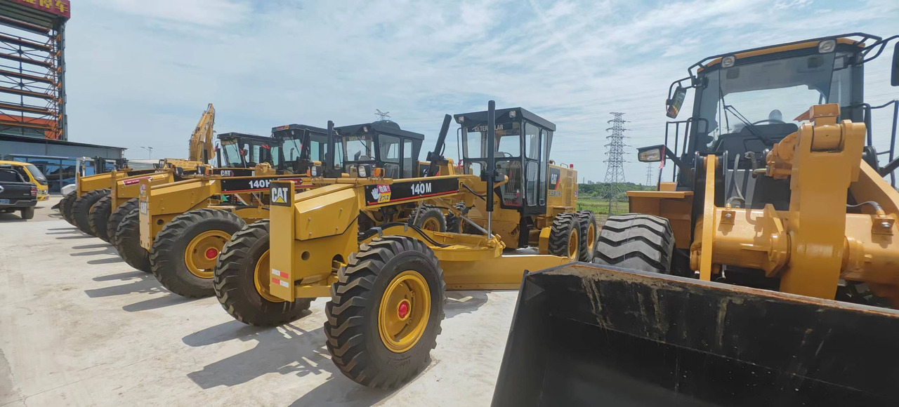 CATERPILLAR 140M - Grader: das Bild 1 CATERPILLAR 140M - Grader: das Bild 1