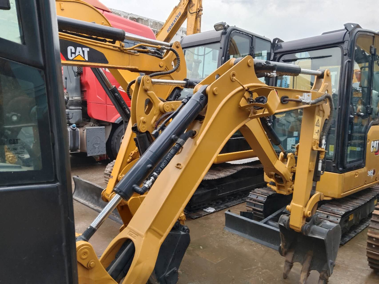 CATERPILLAR 302 - Minibagger: das Bild 2 CATERPILLAR 302 - Minibagger: das Bild 2