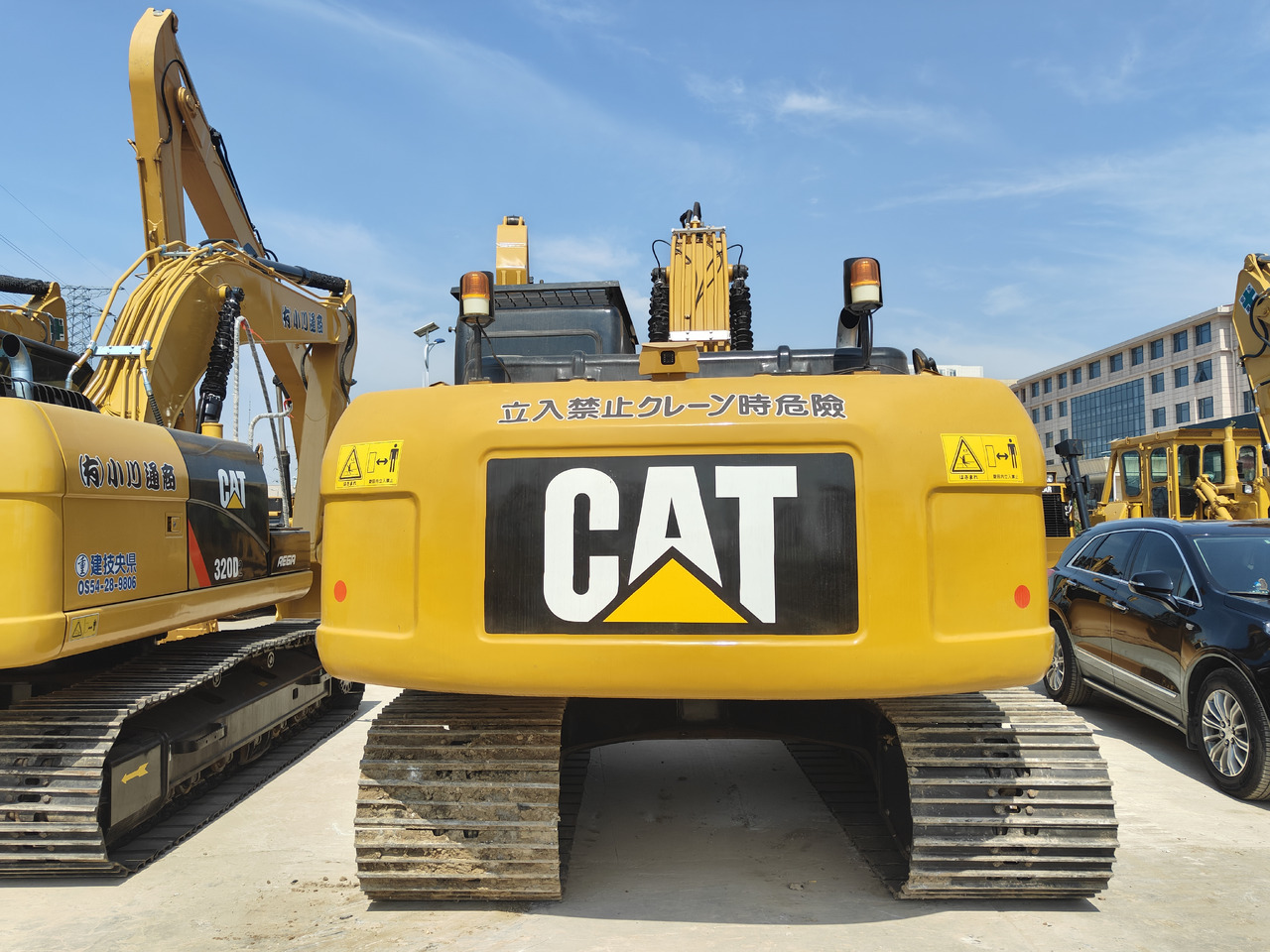 CATERPILLAR 320D2 - Kettenbagger: das Bild 4 CATERPILLAR 320D2 - Kettenbagger: das Bild 4