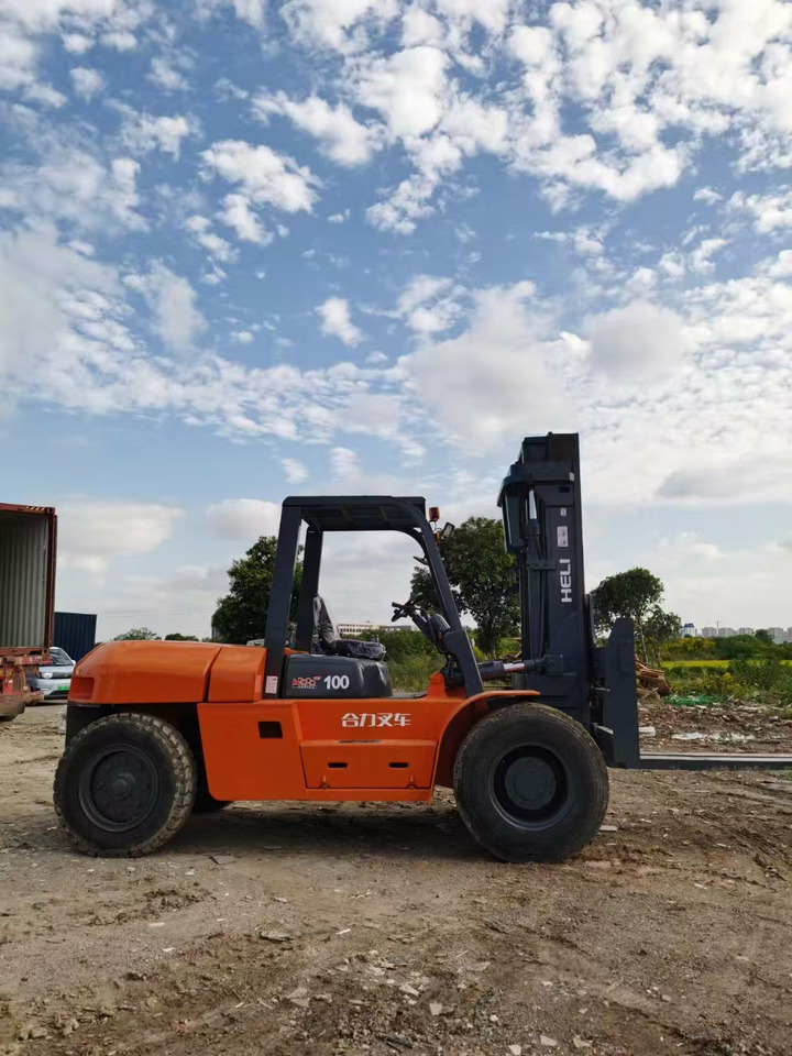 HELI 10-ton - Dieselstapler: das Bild 2 HELI 10-ton - Dieselstapler: das Bild 2