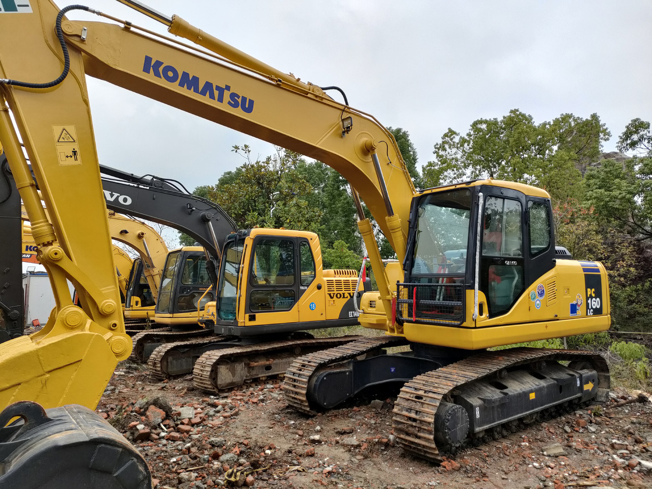 KOMATSU PC160-7 - Kettenbagger: das Bild 3 KOMATSU PC160-7 - Kettenbagger: das Bild 3