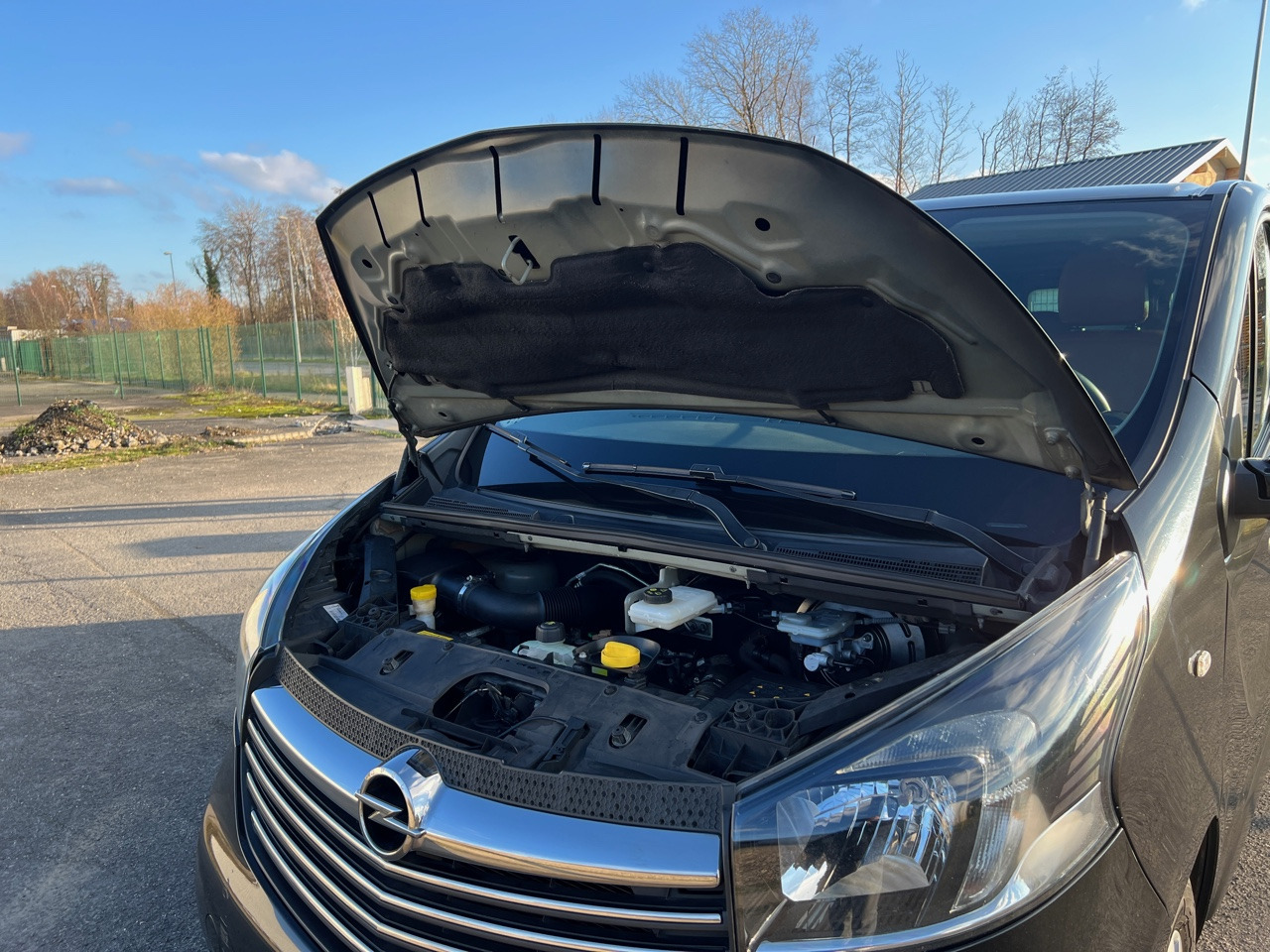 OPEL Vivaro 5 Places L2H1 Grand Confort 145ch 1.6 CDTI - Transporter mit Doppelkabine: das Bild 5 OPEL Vivaro 5 Places L2H1 Grand Confort 145ch 1.6 CDTI - Transporter mit Doppelkabine: das Bild 5