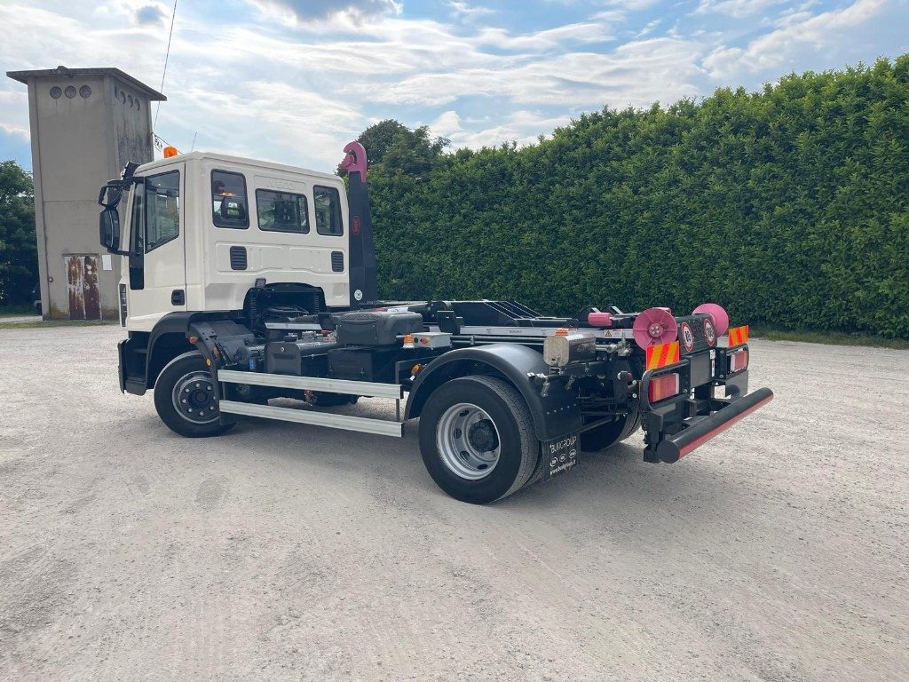 IVECO EUROCARGO 120E22 SCARRABILE - Abrollkipper: das Bild 3 IVECO EUROCARGO 120E22 SCARRABILE - Abrollkipper: das Bild 3