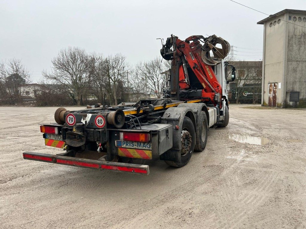 IVECO STRALIS 260S42 SCARRABILE USATO CON GRU - Abrollkipper: das Bild 5 IVECO STRALIS 260S42 SCARRABILE USATO CON GRU - Abrollkipper: das Bild 5