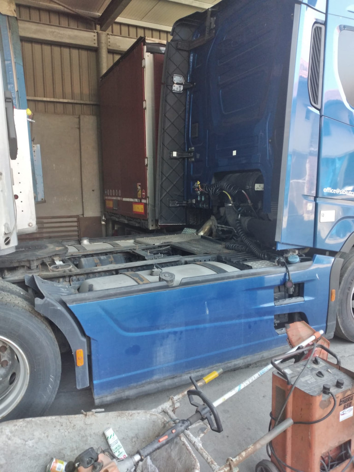 FORD F-MAX - Sattelzugmaschine: das Bild 3 FORD F-MAX - Sattelzugmaschine: das Bild 3