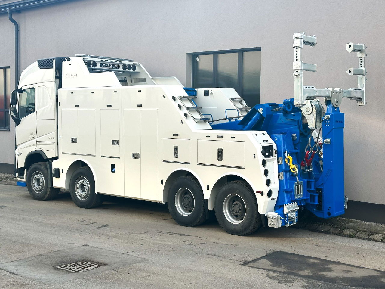 Volvo FH NEW ER4120 4 winches Volvo FH 540 8x4 WB5,6 - Abschleppwagen: das Bild 1 Volvo FH NEW ER4120 4 winches Volvo FH 540 8x4 WB5,6 - Abschleppwagen: das Bild 1