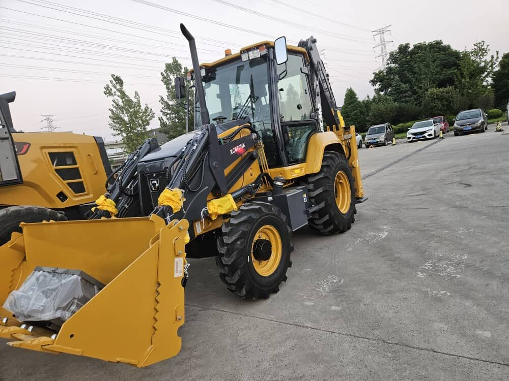 Baggerlader New XCMG XC870HK backhoe loader: das Bild 9