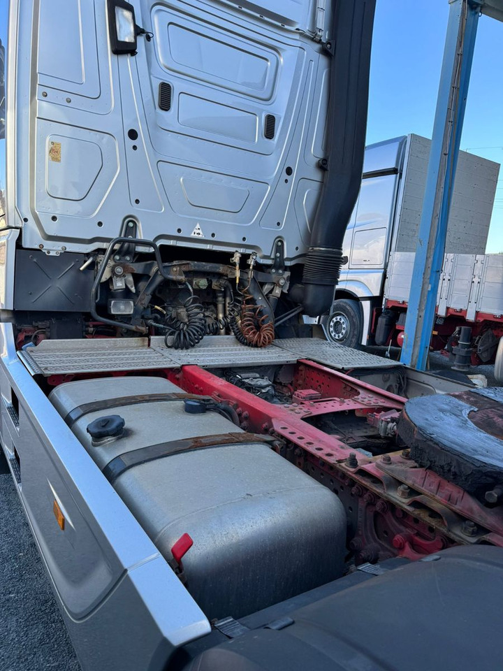 Mercedes-Benz Actros 1851 TÜV NEU TOP ZUSTAND - Sattelzugmaschine: das Bild 3 Mercedes-Benz Actros 1851 TÜV NEU TOP ZUSTAND - Sattelzugmaschine: das Bild 3