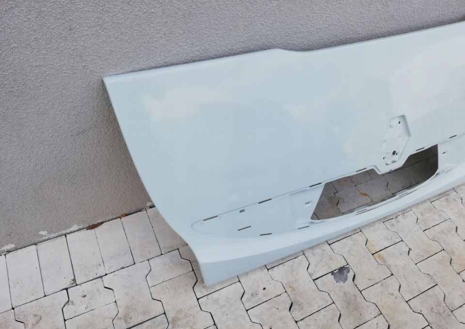 MASKA ATRAPA RENAULT MIDLUM ORYGINAŁ - Motorhaube für LKW: das Bild 3 MASKA ATRAPA RENAULT MIDLUM ORYGINAŁ - Motorhaube für LKW: das Bild 3