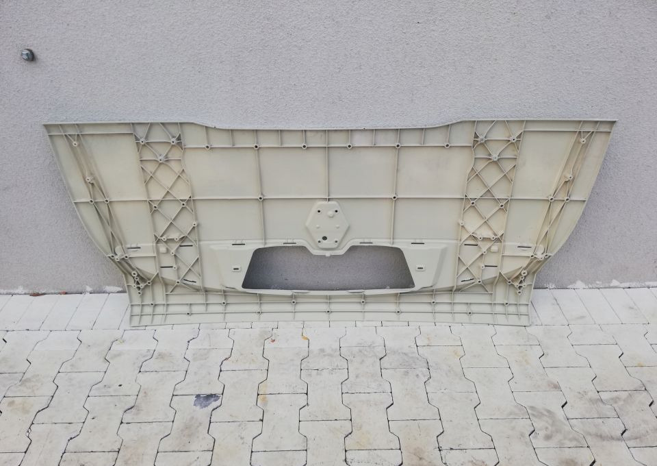 MASKA ATRAPA RENAULT MIDLUM ORYGINAŁ - Motorhaube für LKW: das Bild 5 MASKA ATRAPA RENAULT MIDLUM ORYGINAŁ - Motorhaube für LKW: das Bild 5