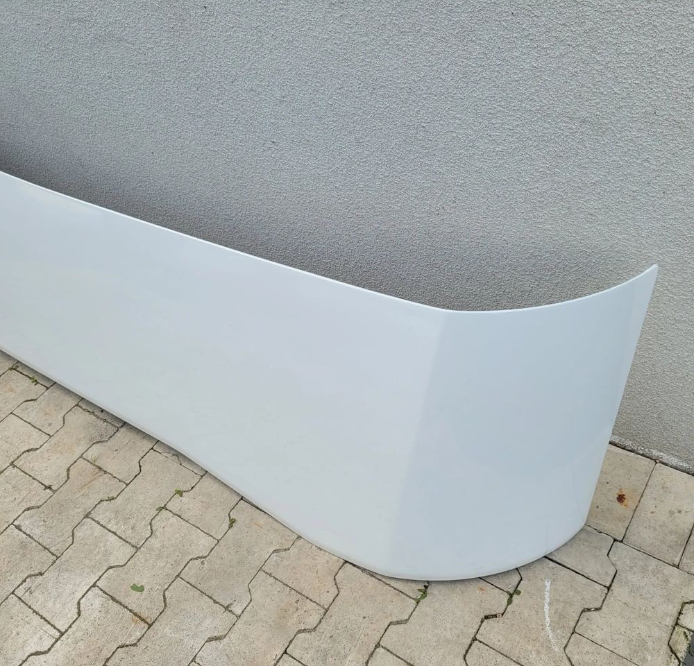 MASKA ATRAPA RENAULT RANGE T GAMA ORYGINAŁ CHWALIM116 - Motorhaube für LKW: das Bild 3 MASKA ATRAPA RENAULT RANGE T GAMA ORYGINAŁ CHWALIM116 - Motorhaube für LKW: das Bild 3