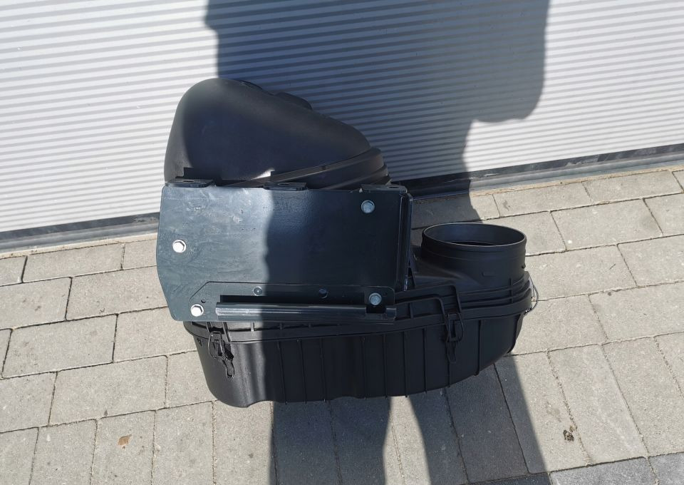 Obudowa filtra powietrza iveco eurocargo 580155845 - Luftfilter für LKW: das Bild 4 Obudowa filtra powietrza iveco eurocargo 580155845 - Luftfilter für LKW: das Bild 4