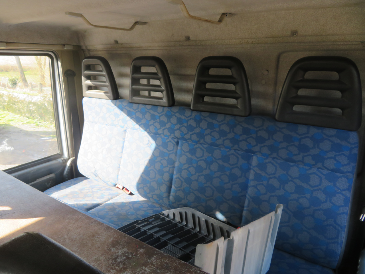 Koffer LKW Iveco Eurocargo ML90E18: das Bild 10 Koffer LKW Iveco Eurocargo ML90E18: das Bild 10