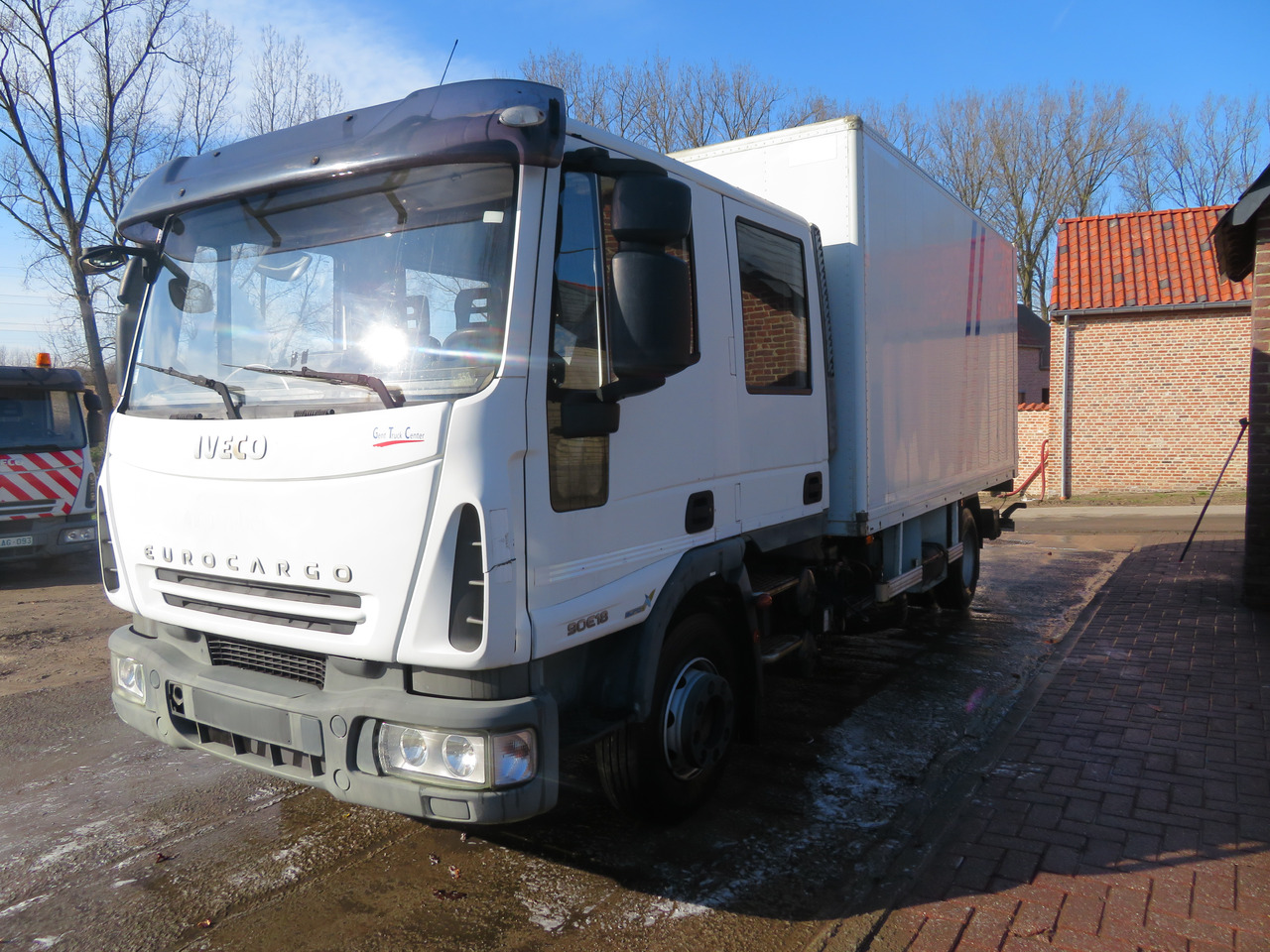 Iveco Eurocargo ML90E18 - Koffer LKW: das Bild 3 Iveco Eurocargo ML90E18 - Koffer LKW: das Bild 3