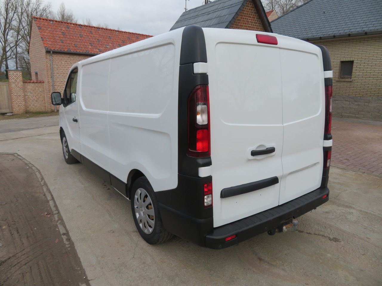 Renault Trafic 1.6dCi Grand Confort - L2H1 - Kleintransporter: das Bild 5 Renault Trafic 1.6dCi Grand Confort - L2H1 - Kleintransporter: das Bild 5