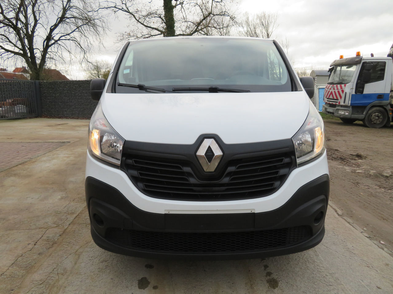 Renault Trafic 1.6dCi Grand Confort - L2H1 - Kleintransporter: das Bild 2 Renault Trafic 1.6dCi Grand Confort - L2H1 - Kleintransporter: das Bild 2