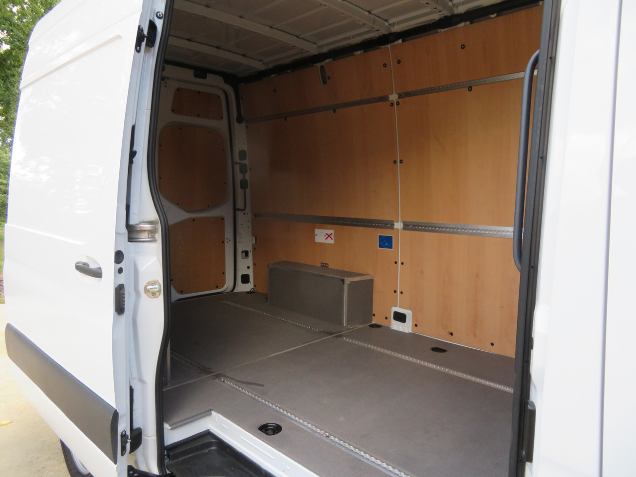 Transporter Mercedes-Benz Sprinter 317cdi - A2H2: das Bild 9 Transporter Mercedes-Benz Sprinter 317cdi - A2H2: das Bild 9