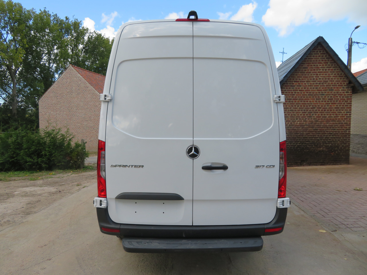 Transporter Mercedes-Benz Sprinter 317cdi - A2H2: das Bild 6 Transporter Mercedes-Benz Sprinter 317cdi - A2H2: das Bild 6