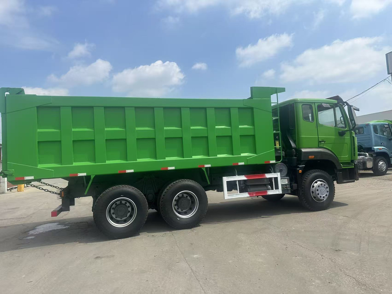 HOWO Haohan 6✖4 Dump Truck Green - Kipper: das Bild 4 HOWO Haohan 6✖4 Dump Truck Green - Kipper: das Bild 4