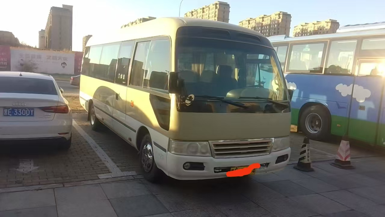 TOYOTA Coaster Bus Click Here for Discount - Reisebus: das Bild 2 TOYOTA Coaster Bus Click Here for Discount - Reisebus: das Bild 2