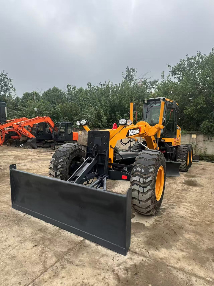 Grader XCMG GR2153 Grader: das Bild 15 Grader XCMG GR2153 Grader: das Bild 15