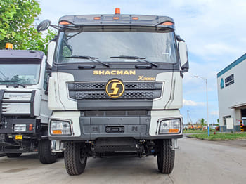 SHACMAN Shacman F3000 6x4 Tractor Truck for Sale in Zambia - Kipper: das Bild 1 SHACMAN Shacman F3000 6x4 Tractor Truck for Sale in Zambia - Kipper: das Bild 1