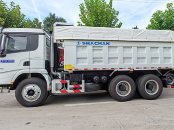 SHACMAN Shacman F3000 6x4 Tractor Truck for Sale in Zambia - Kipper: das Bild 4 SHACMAN Shacman F3000 6x4 Tractor Truck for Sale in Zambia - Kipper: das Bild 4
